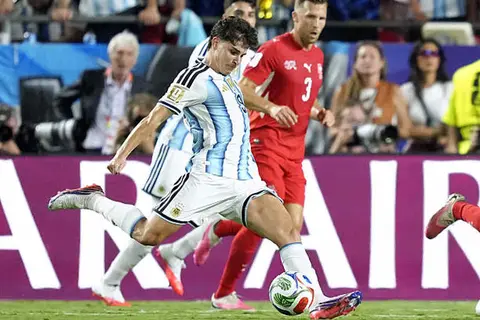 فيفا يعلن.. هدف ألفاريز يفوز بجائزة الأفضل في ربع ونصف نهائي كأس العالم 2026